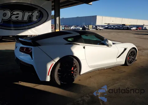 2015 Chevrolet Corvette Stingray Z51 2Lt из США, поврежденный, VIN 1G1YK2D79F5102840